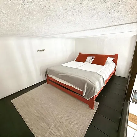 St Gertruda Free Parking Citybeat#2 קרקוב