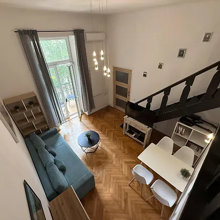 St Gertruda Free Parking Citybeat#2 *