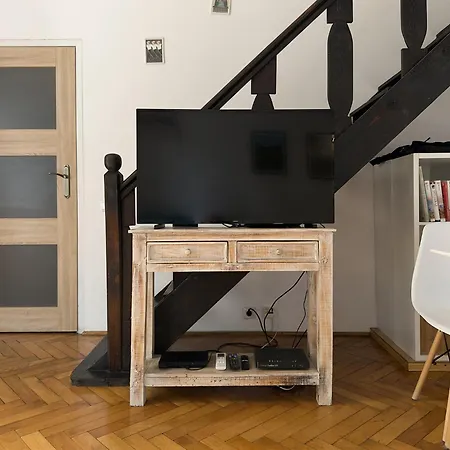 St Gertruda Free Parking Citybeat#2 * Cracovie